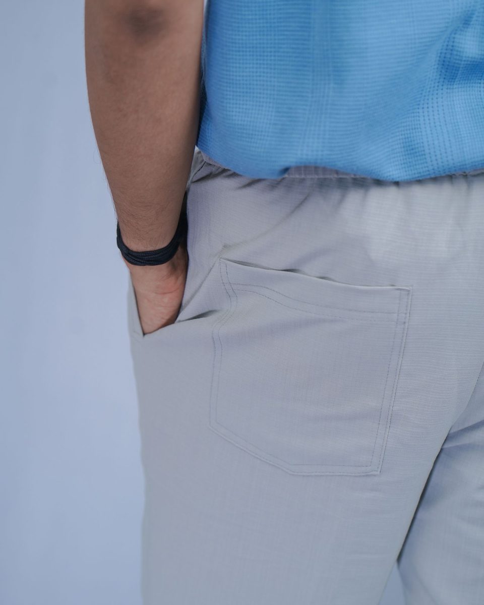 Pleated Wide Linen Trousers